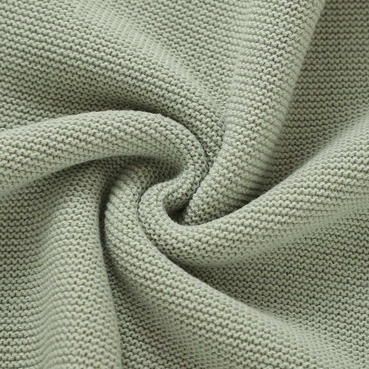Archer Knitted Baby Blanket. Size 90x70 cm. Closeup 2