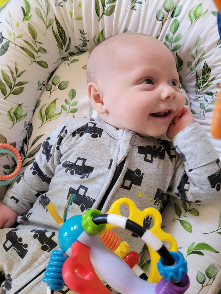 Spring Leaves Baby Nest - Baby Image