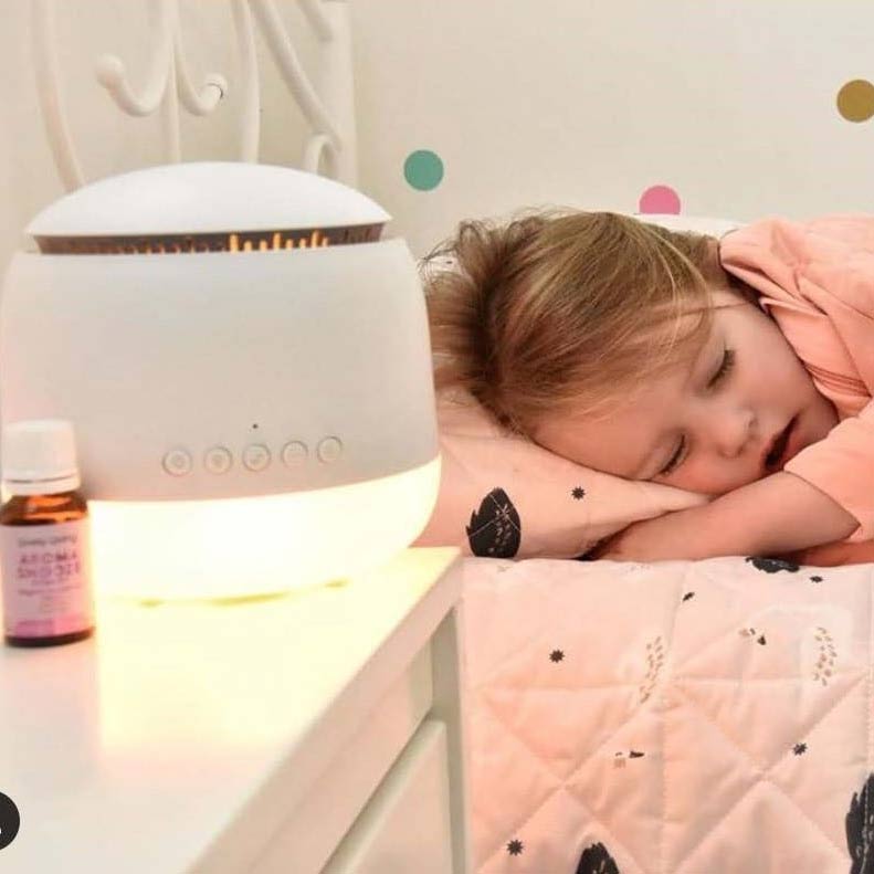 Aroma Snooze Sleep Aid White Diffuser with baby 2