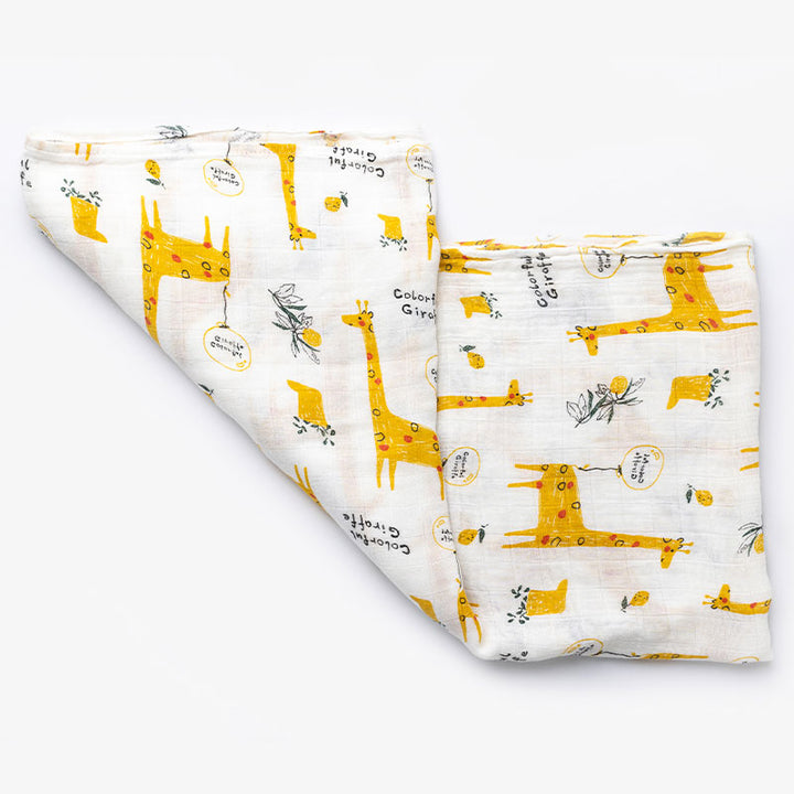 Giraffe Baby Swaddle Wrap 120 x 120 cm open