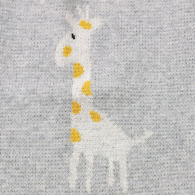 Giraffe Knitted Cotton Baby Blanket Giraffe closeup