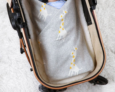 Giraffe Knitted Cotton Baby Blanket in Stroller