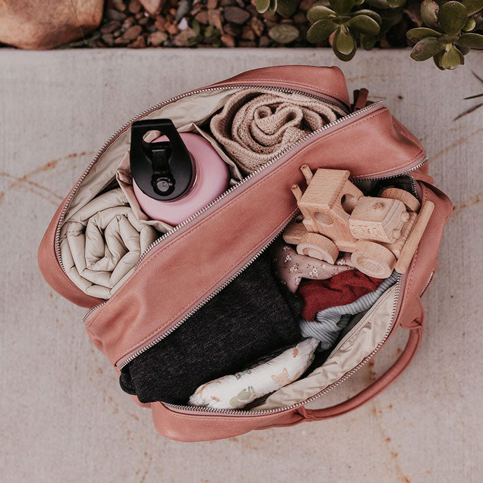 OiOi Faux Leather Carry All Nappy Bag - Dusty Rose Inside View