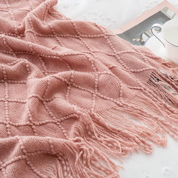 Knit Throw Blanket with Tassels in Rose Color. Tassels closeup. Size 130-150 cm