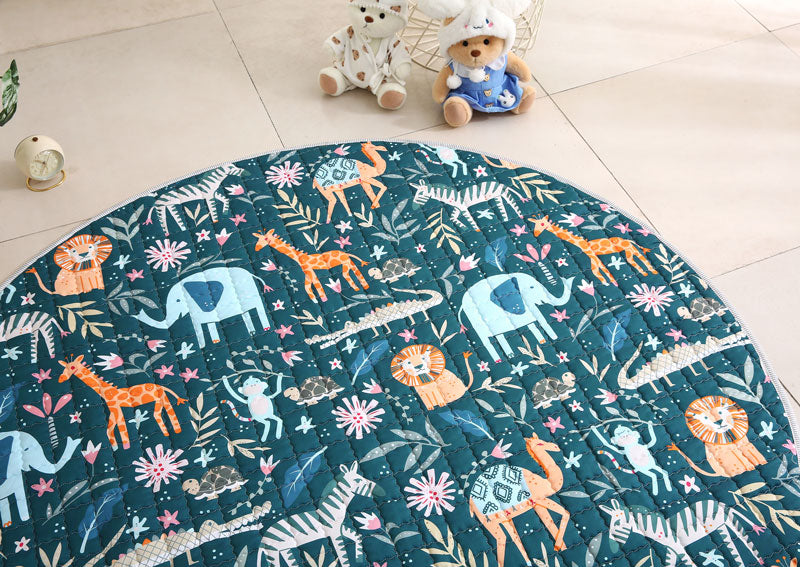 Wildlife Baby Play mat 150 cm diameter - Closeup