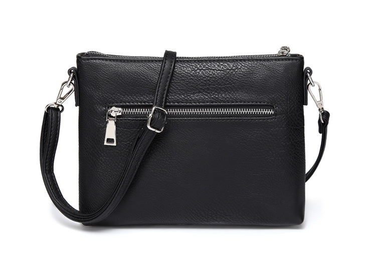 Aaryaa Nappy Clutch - Black