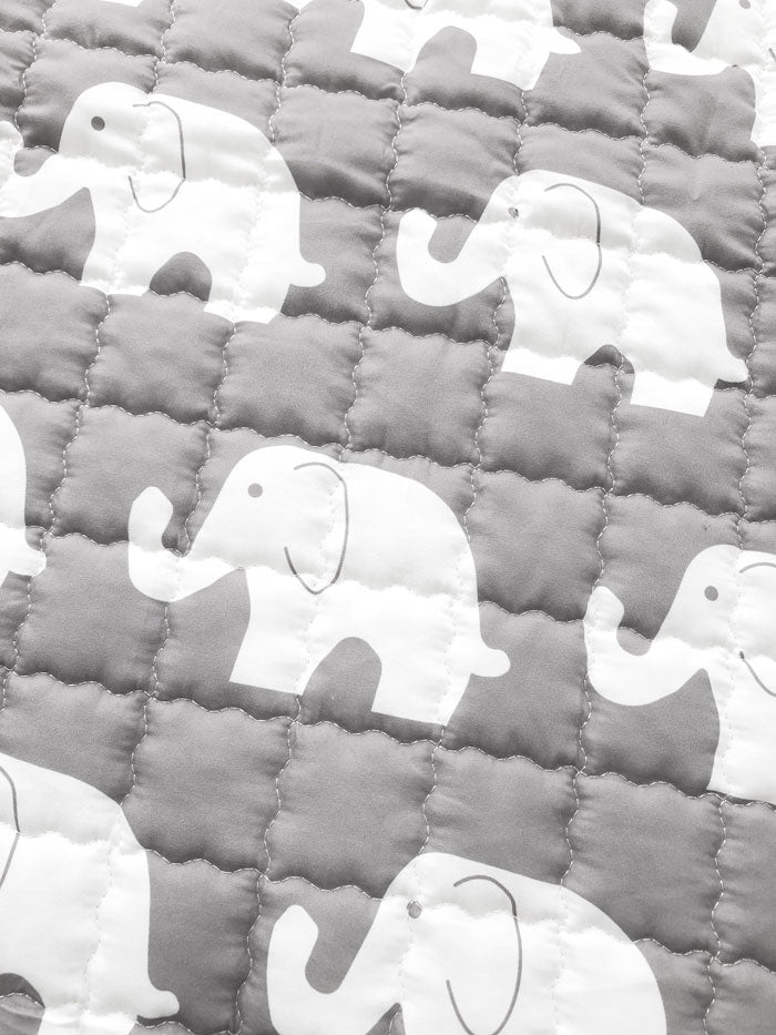 Elephants Round Cotton Baby Play Mat 150-150 cm closeup