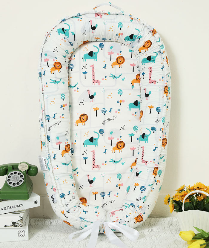 Fauna Baby Nest Lounger Front View 2
