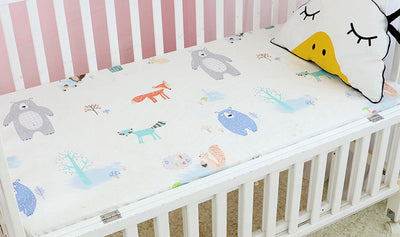 Forest Fitted Cot sheet closeup